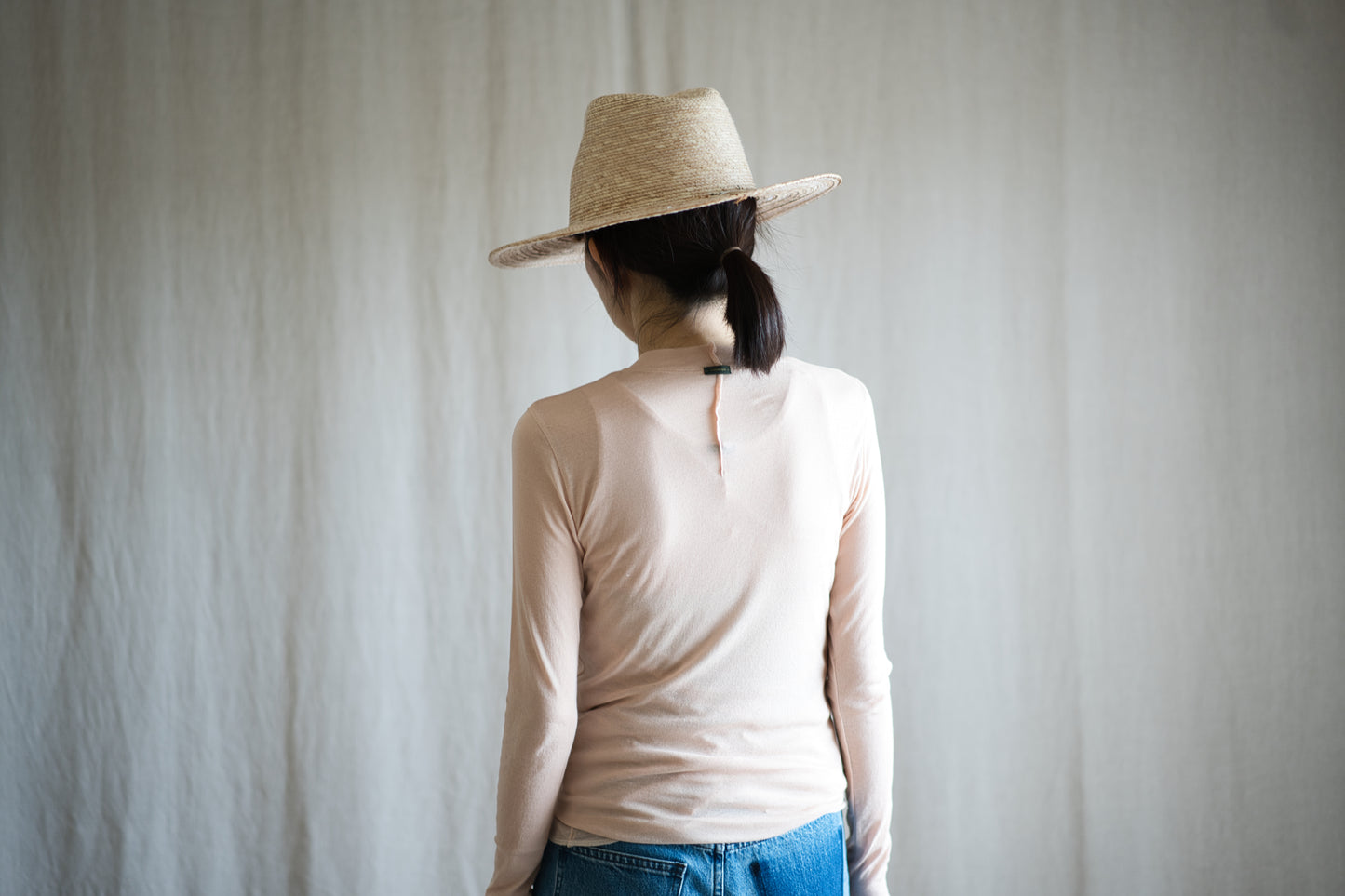 Sheer Rib Crew neck Long-Sleeved T/Pale Pink