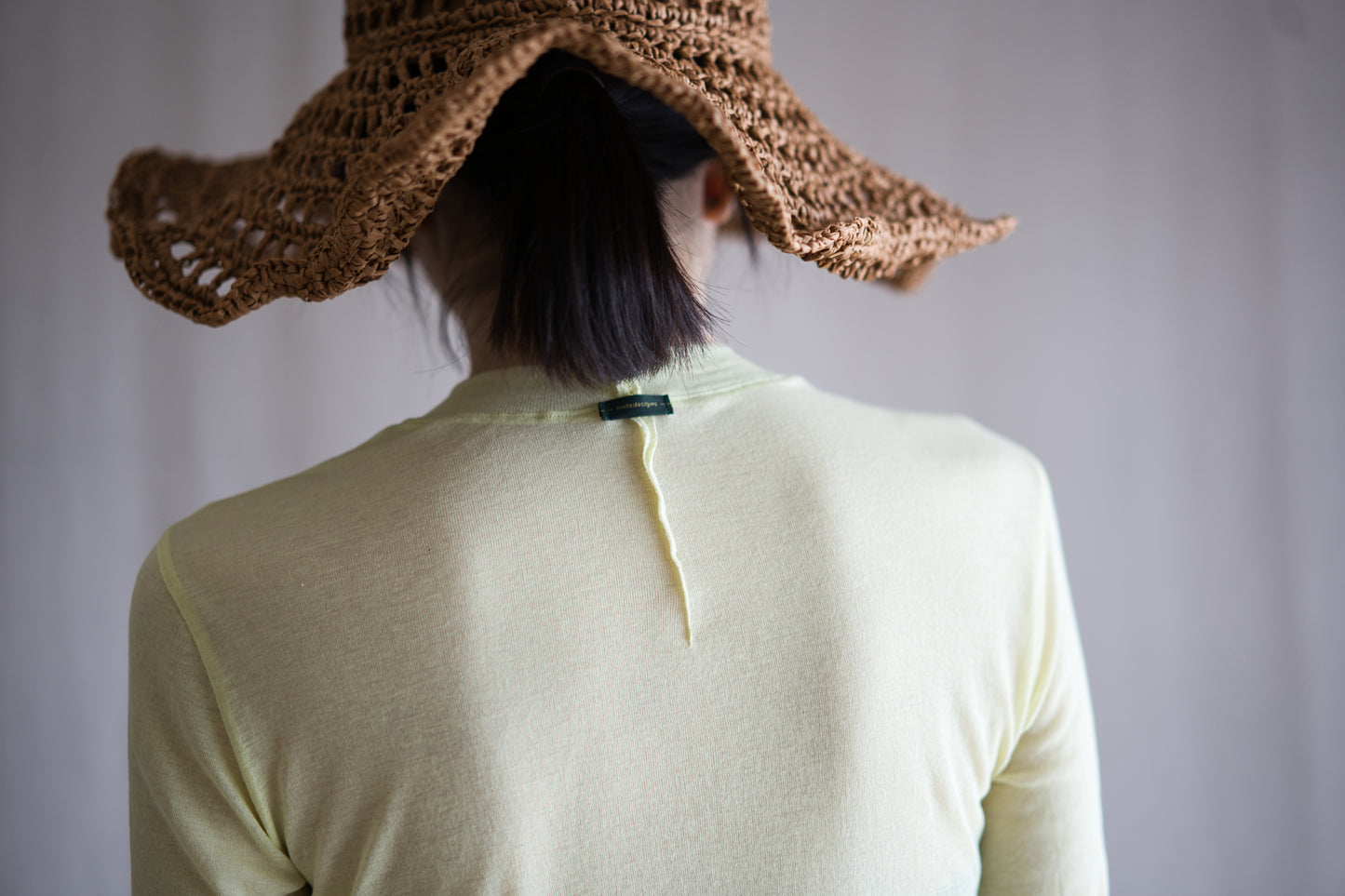 Sheer Rib Crew neck Long-Sleeved T/Lime Yellow