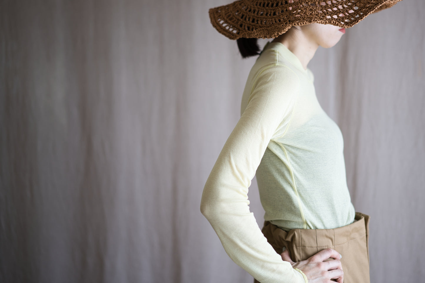 Sheer Rib Crew neck Long-Sleeved T/Lime Yellow