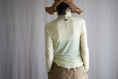 Sheer Rib High-Necked Long-Sleeved T/Lime Yellow