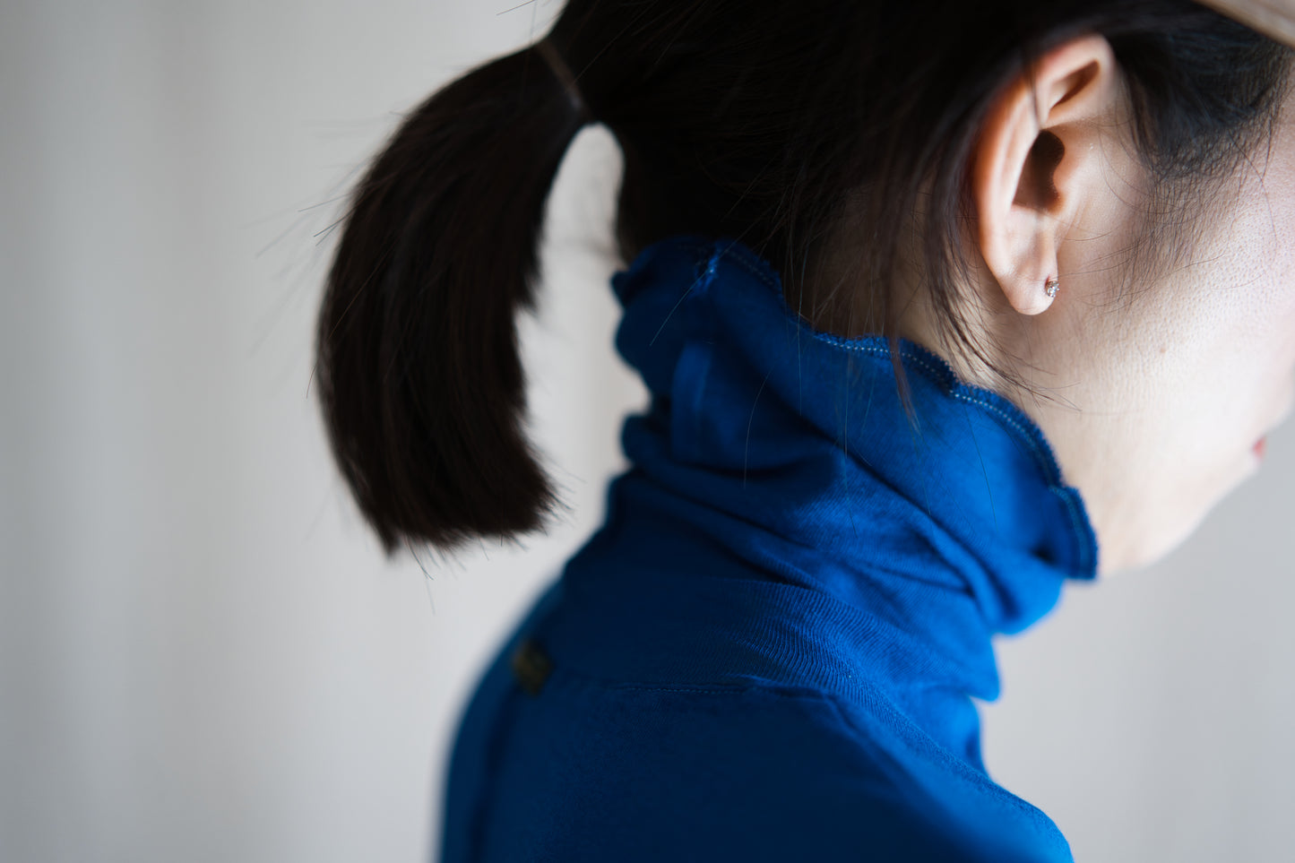 Sheer Rib High-Necked Long-Sleeved T/Royal Blue