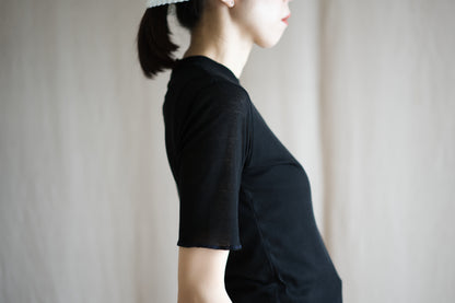 Sheer Rib Crew neck Half-Sleeved T/Black