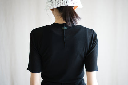 Sheer Rib Crew neck Half-Sleeved T/Black