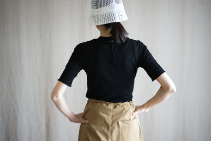 Sheer Rib Crew neck Half-Sleeved T/Black