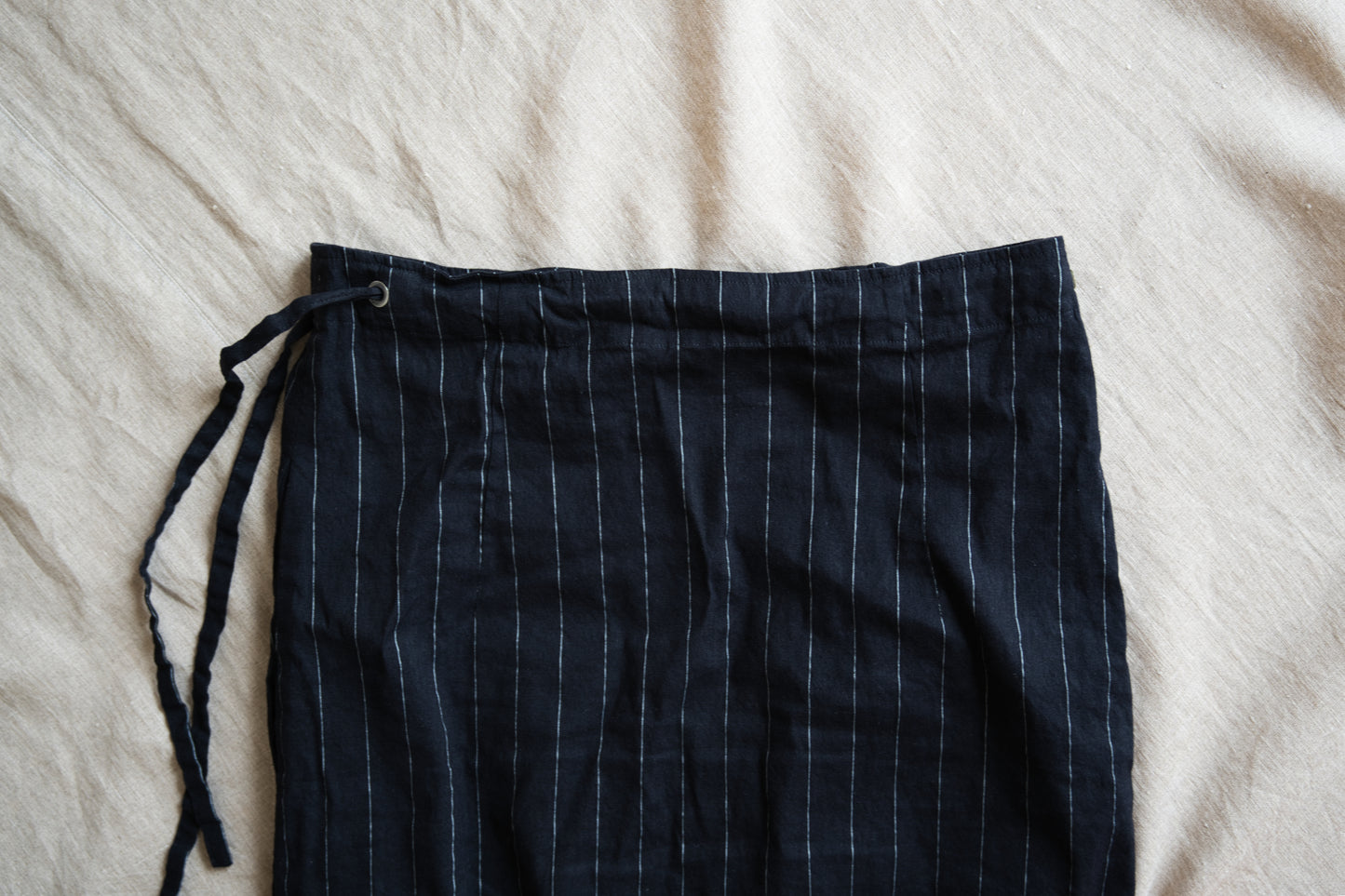 Linen Rayon Pinstripes Skirt/Midnight Navy(White Pins)