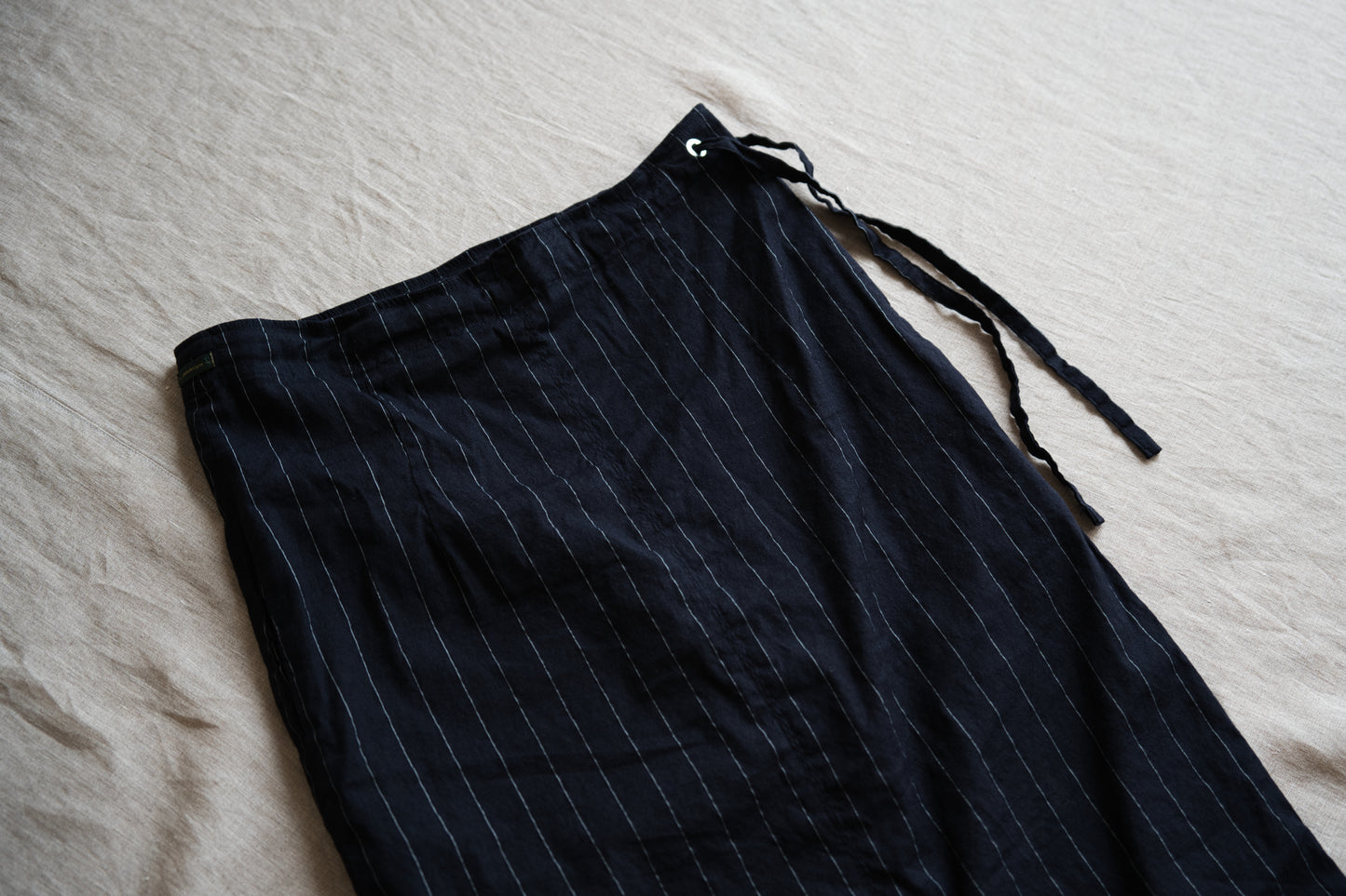 Linen Rayon Pinstripes Skirt/Midnight Navy(White Pins)