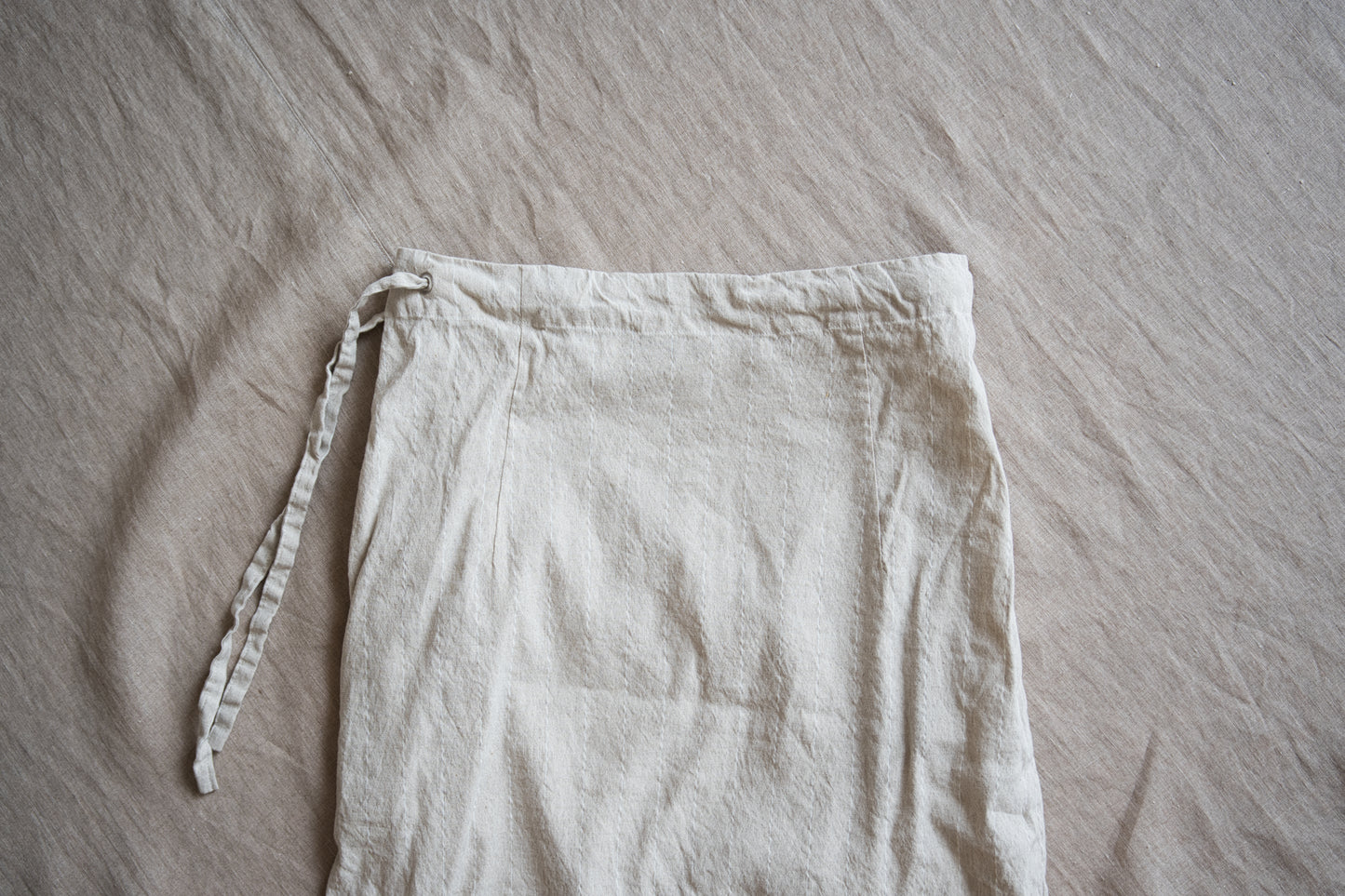 Linen Rayon Pinstripes Skirt/Ecru(White Pins)