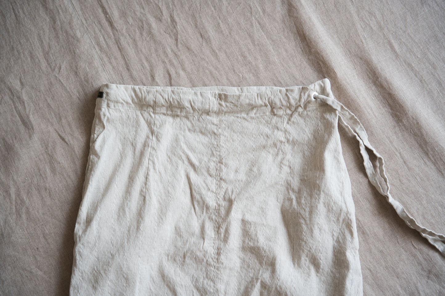 Linen Rayon Pinstripes Skirt/Ecru(White Pins)
