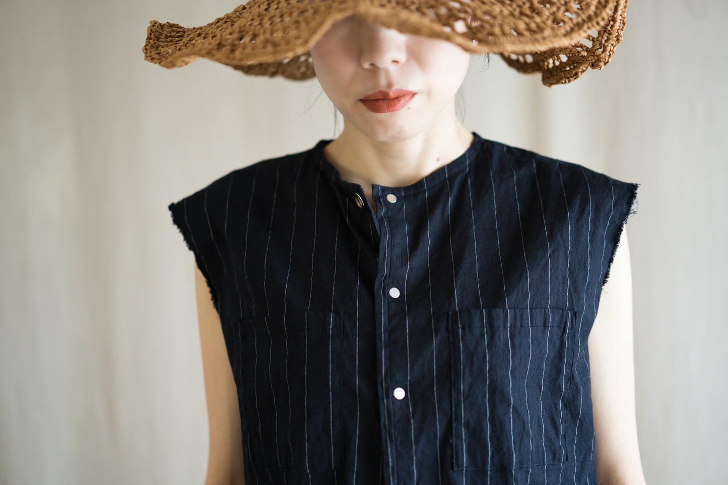 Linen Rayon Pinstripes Sleeveless/Midnight Navy(White Pins)
