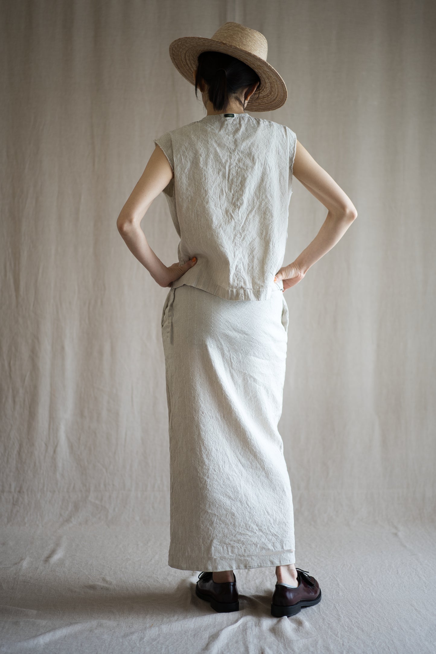 Linen Rayon Pinstripes Skirt/Ecru(White Pins)