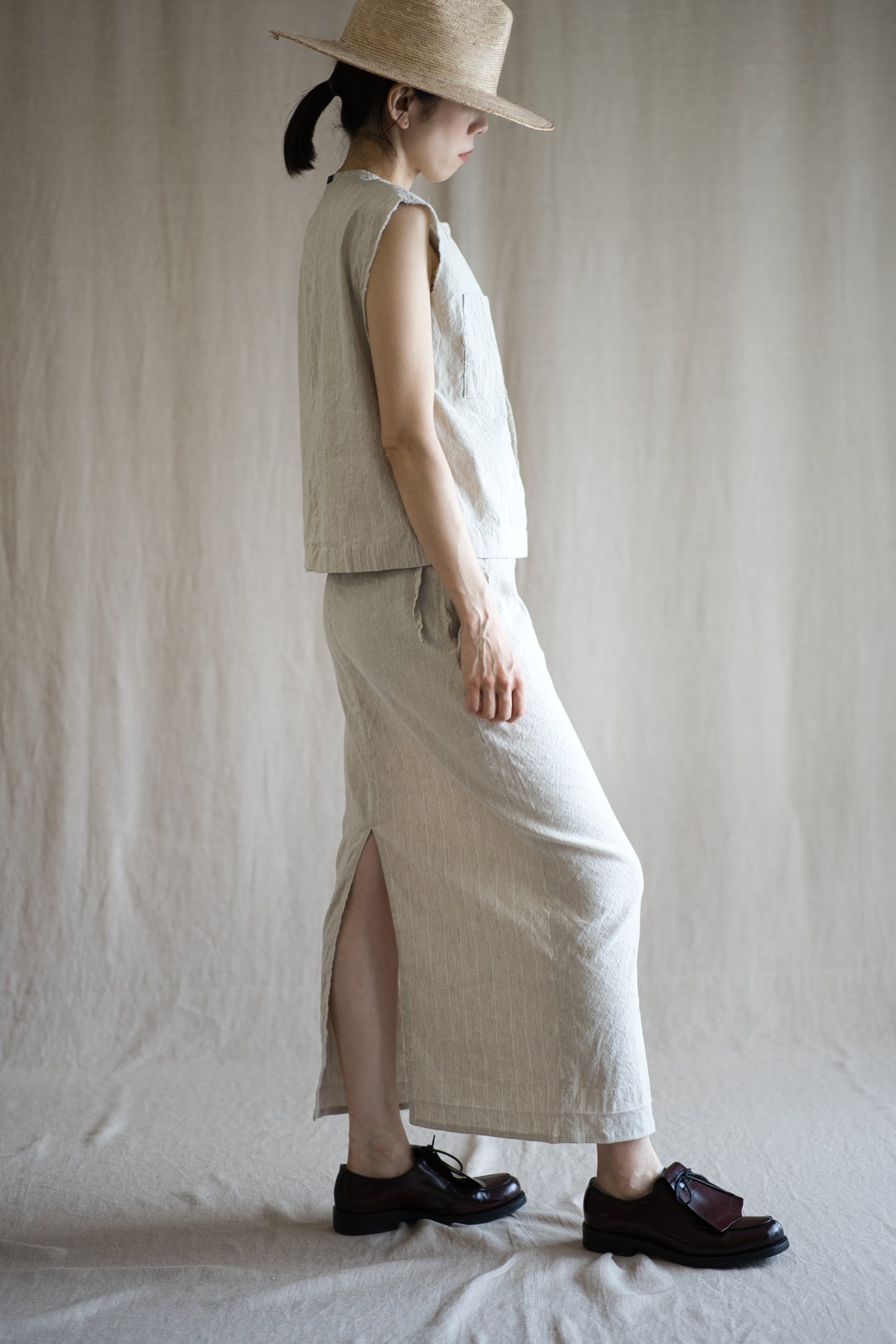 Linen Rayon Pinstripes Skirt/Ecru(White Pins)