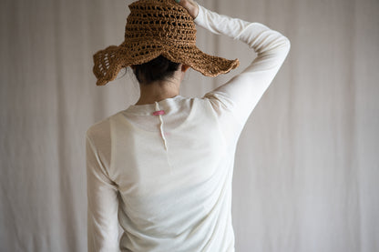 シアーリブクルーロングT/Sheer Rib Crewneck Long-Sleeved T/White Chalk