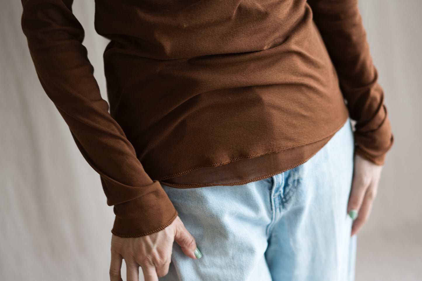 シアーリブクルーロングT/Sheer Rib Crewneck Long-Sleeved T/Rich Camel