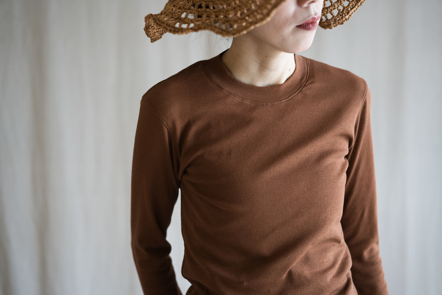 シアーリブクルーロングT/Sheer Rib Crewneck Long-Sleeved T/Rich Camel