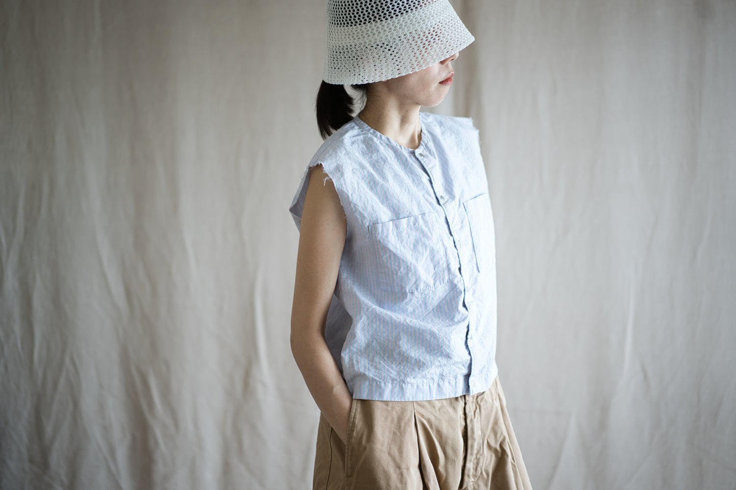 Italy Cotton Linen Sleeveless Top//Light blue × Pink stripe