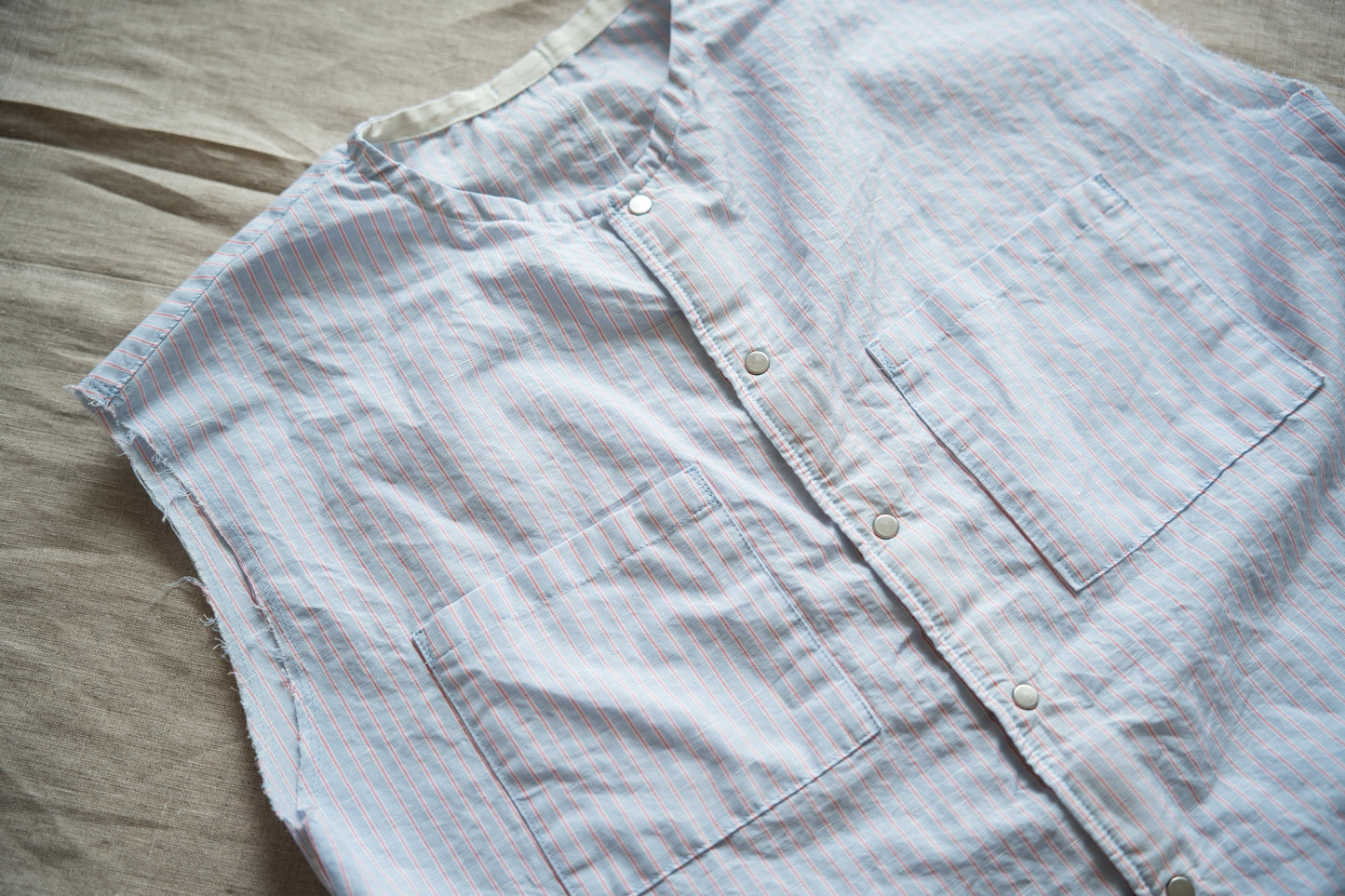 Italy Cotton Linen Sleeveless Top//Light blue × Pink stripe