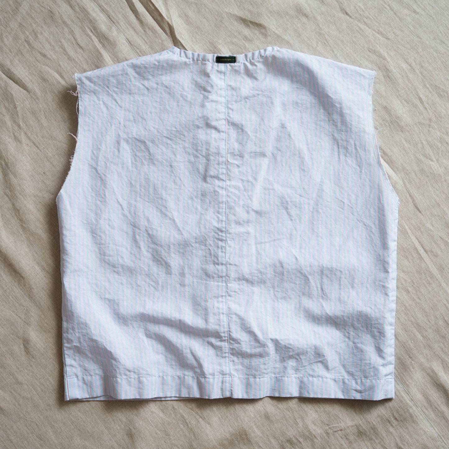Italy Cotton Linen Sleeveless Top//Light blue × Pink stripe