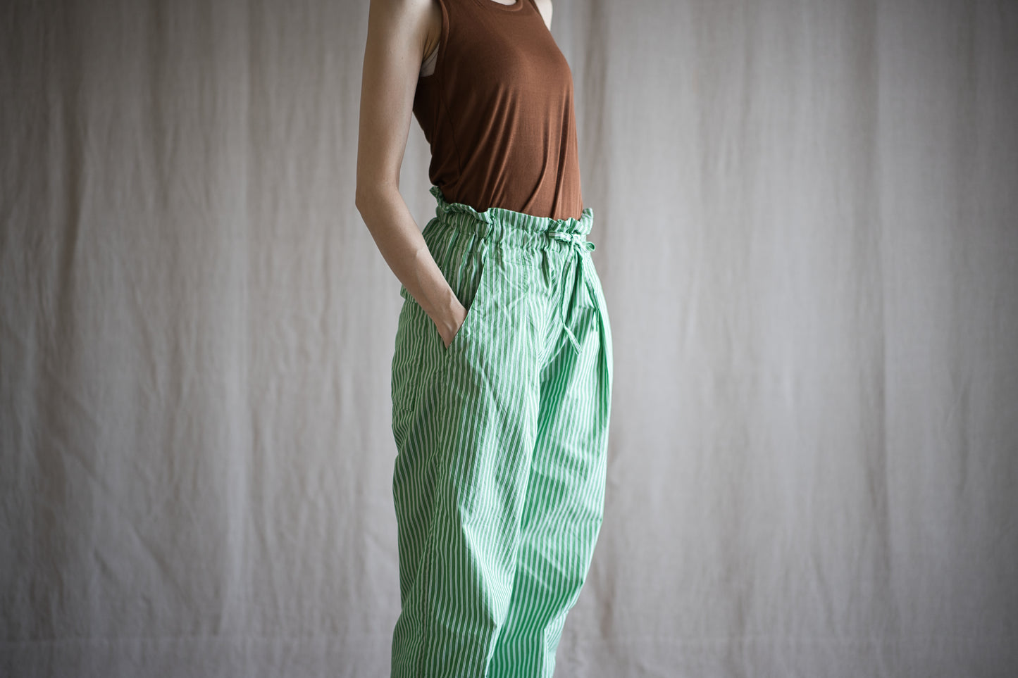 GIZA/SUPIMAワンタックイージーパンツ / GIZA/SUPIMA One-Tuck Pants / Green Stripe