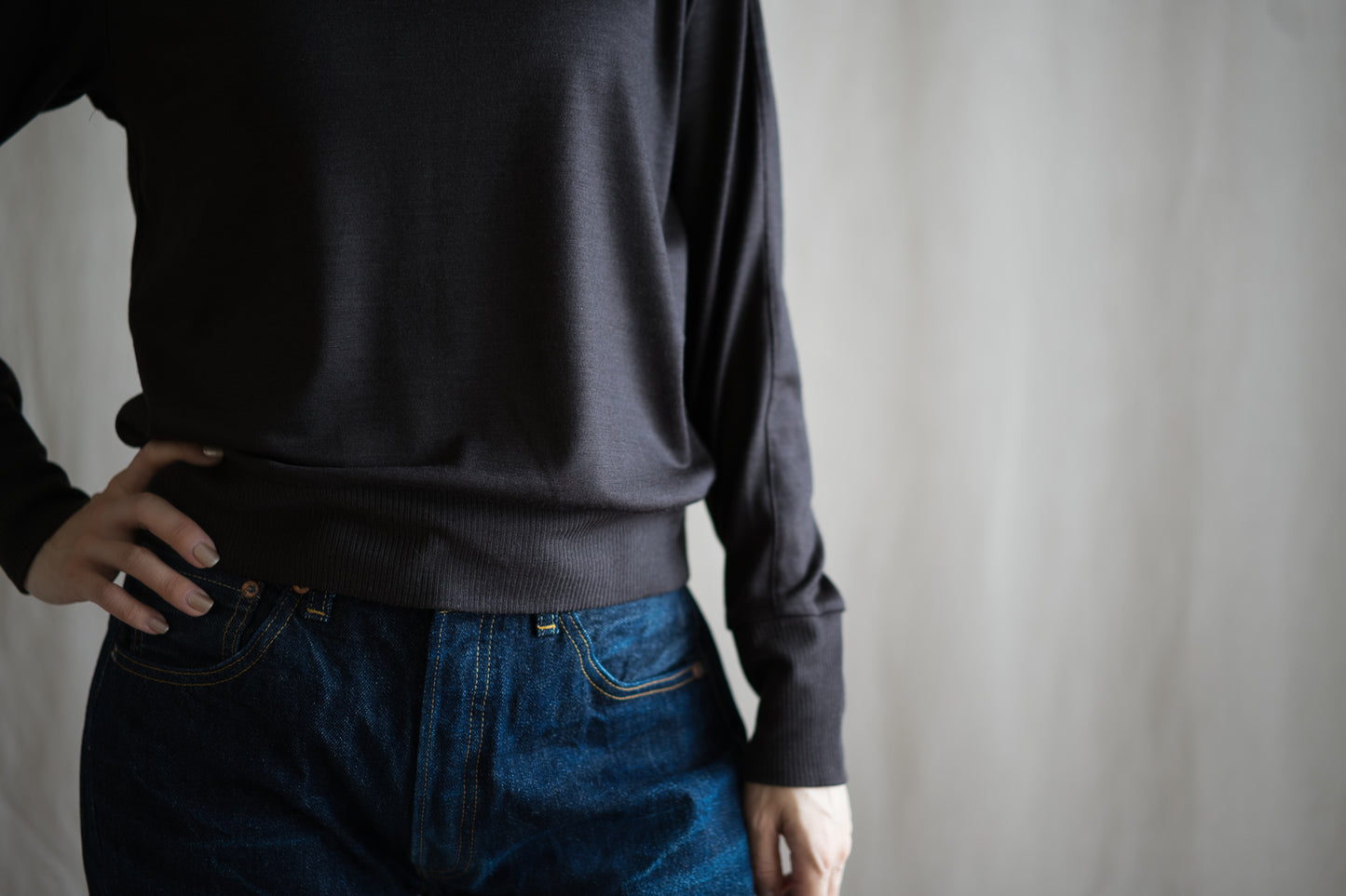 Superior Wool Crew-Neck/Dark Chocolate
