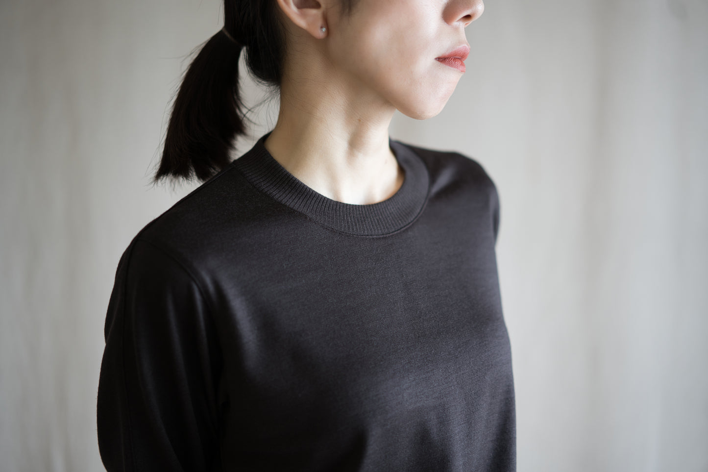 Superior Wool Crew-Neck/Dark Chocolate