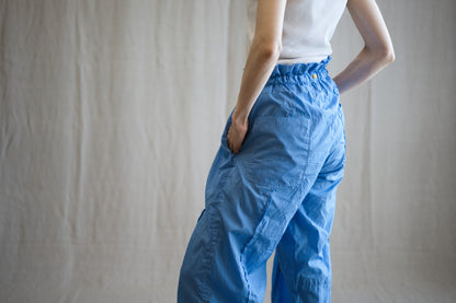 100番手タイプライターイージーパンツ/Superfine cotton loose-fitting pants/Royal blue