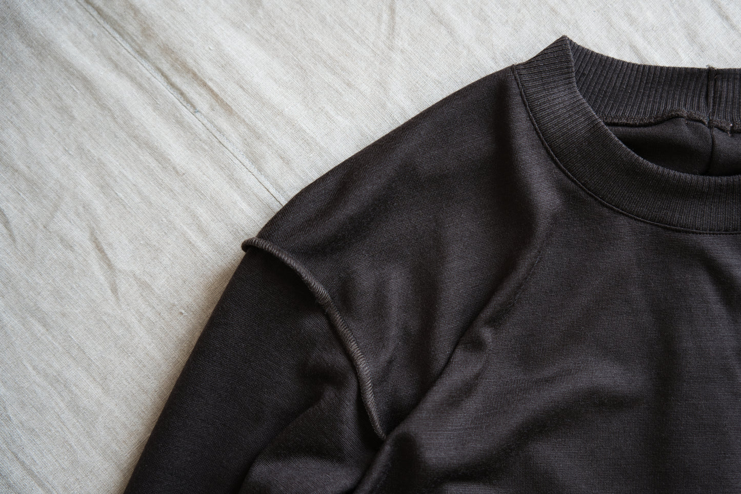 Superior Wool Out-seam TOP/Dark Chocolate