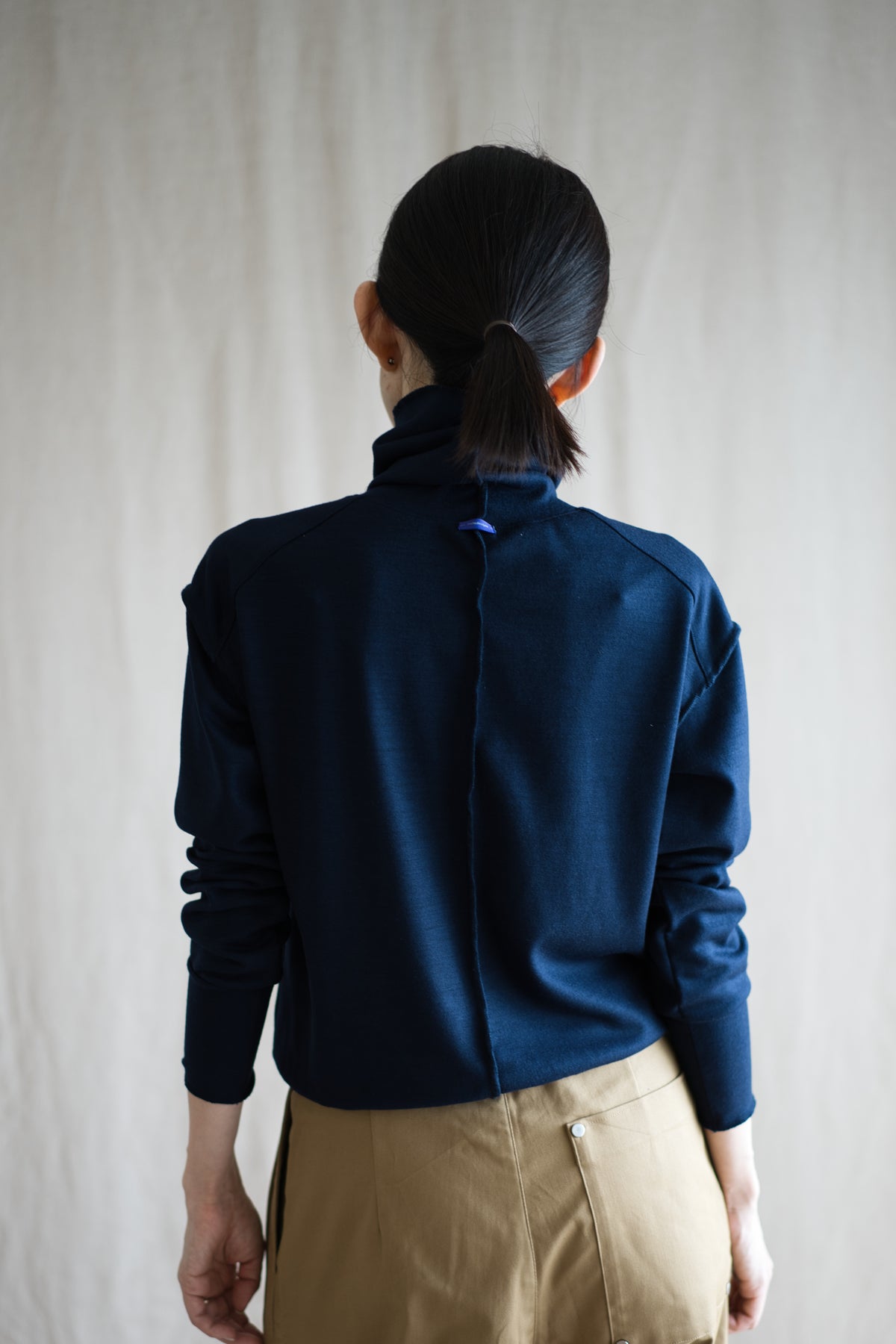 Milled Wool Out-seam Turtleneck/Night Navy