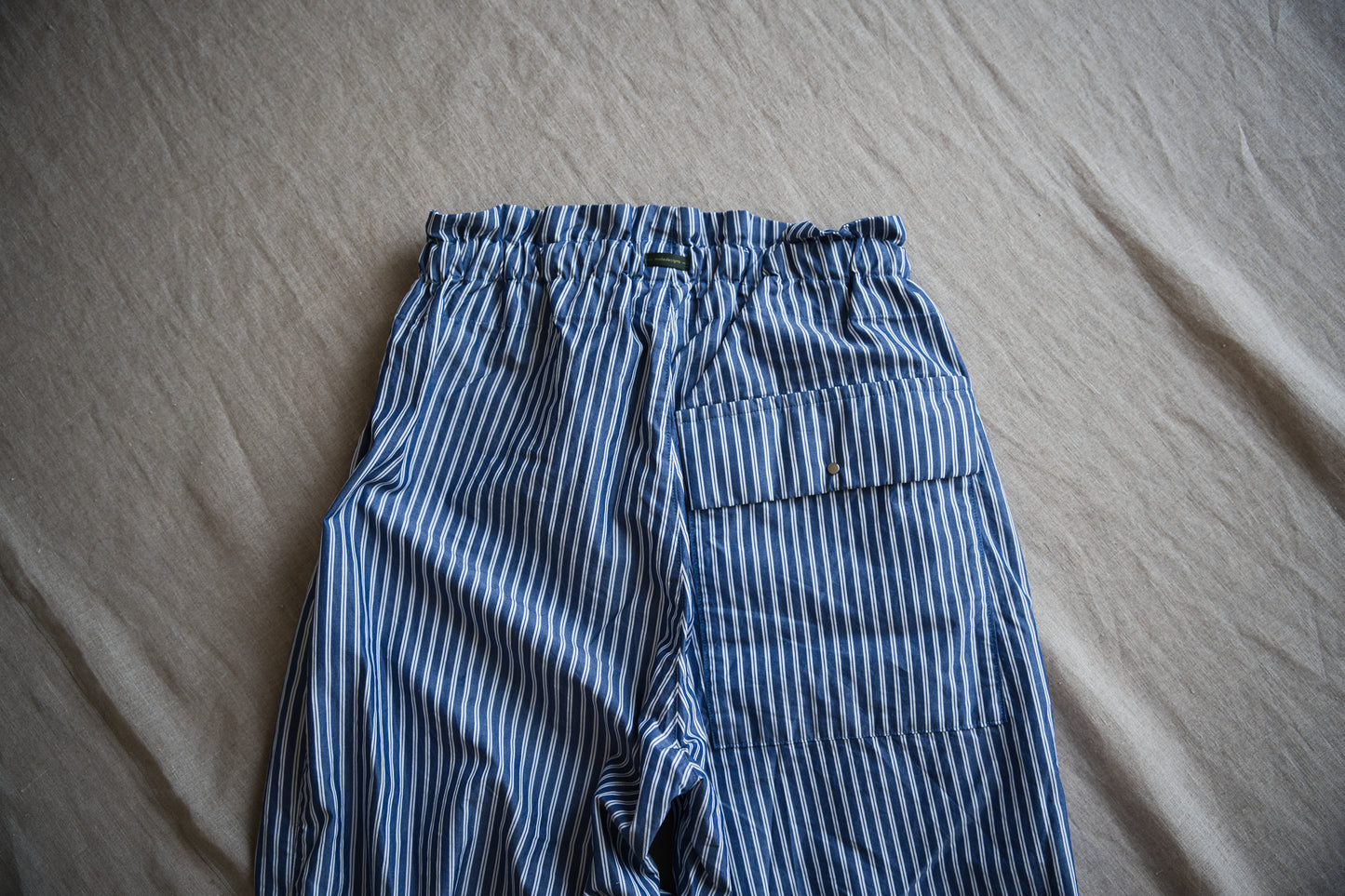 GIZA/SUPIMAワンタックイージーパンツ / GIZA/SUPIMA One-Tuck Pants / Blue Stripe