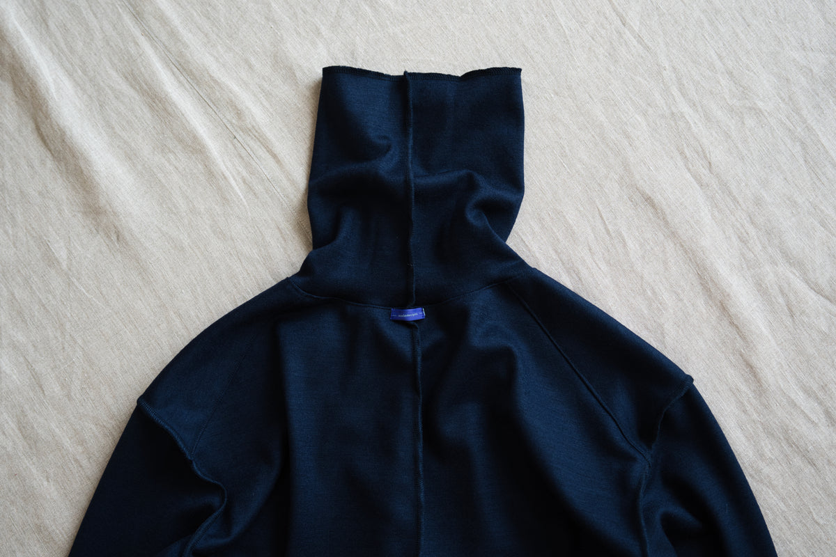 Milled Wool Out-seam Turtleneck/Night Navy