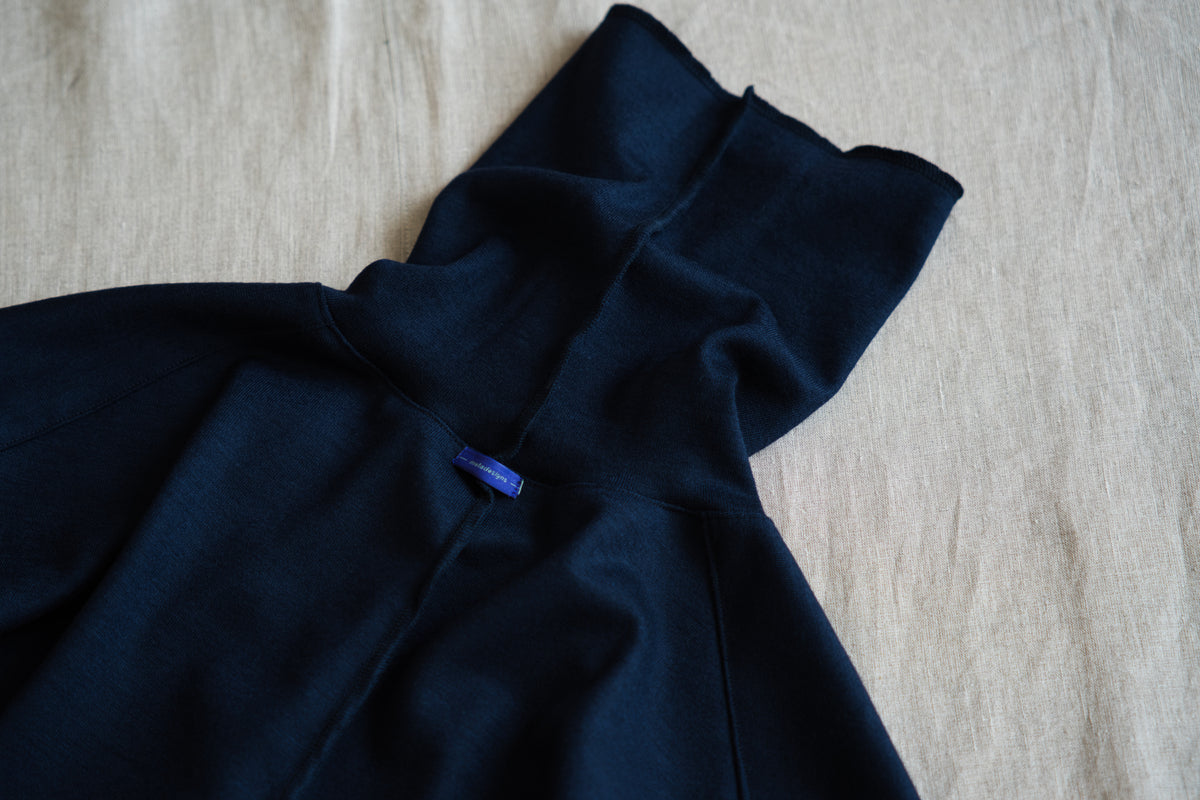 Milled Wool Out-seam Turtleneck/Night Navy