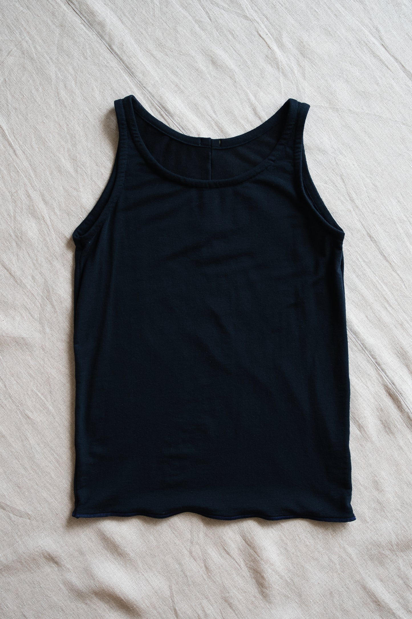 カシミアシルク テンセルタンクトップ / Cashmere Silk Tencel Tank-Top / Midnight Navy