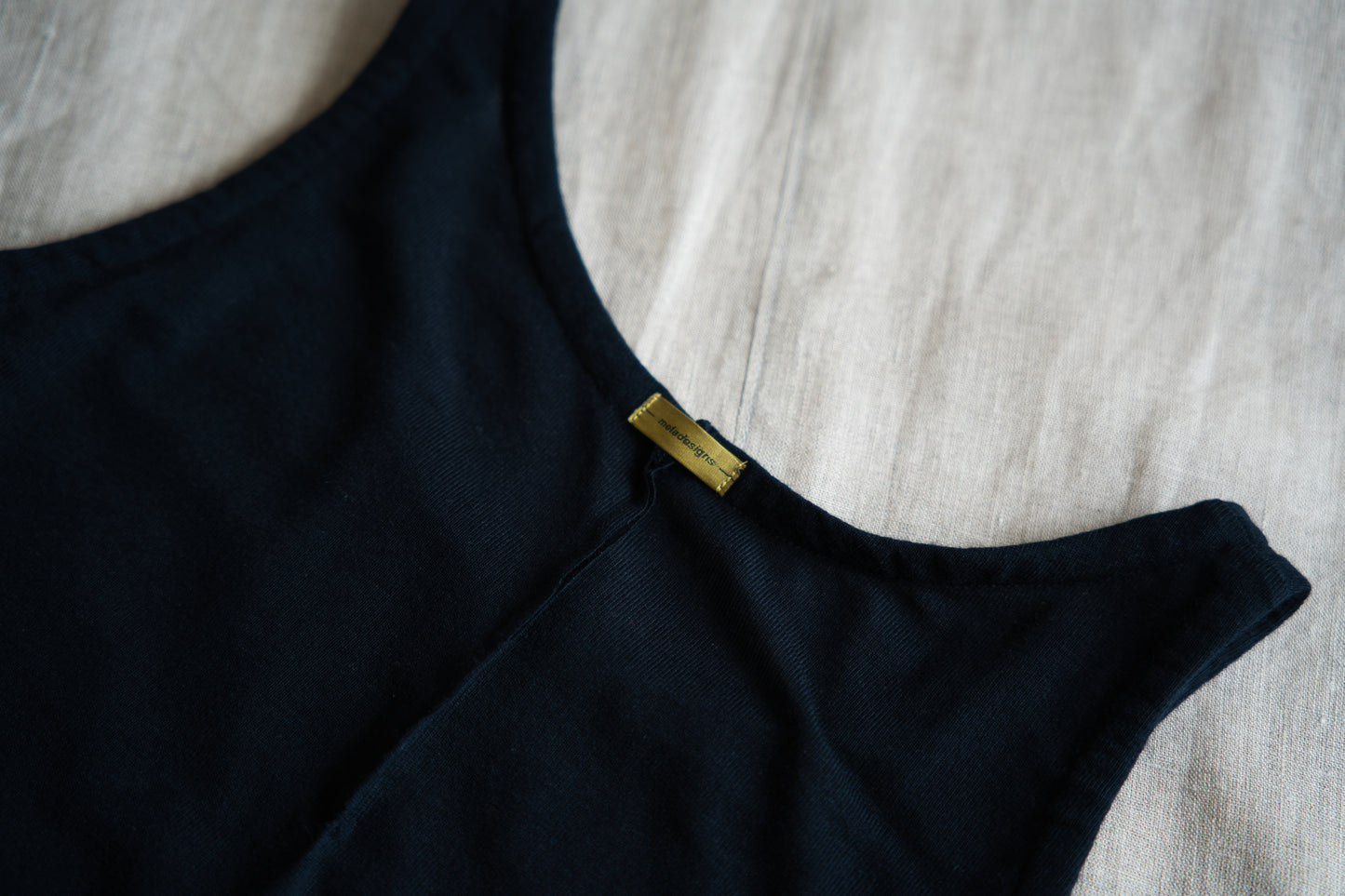 カシミアシルク テンセルタンクトップ / Cashmere Silk Tencel Tank-Top / Midnight Navy
