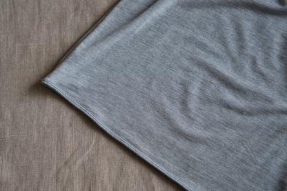 カシミアシルク テンセルタンクトップ / Cashmere Silk Tencel Tank-Top / Light Gray