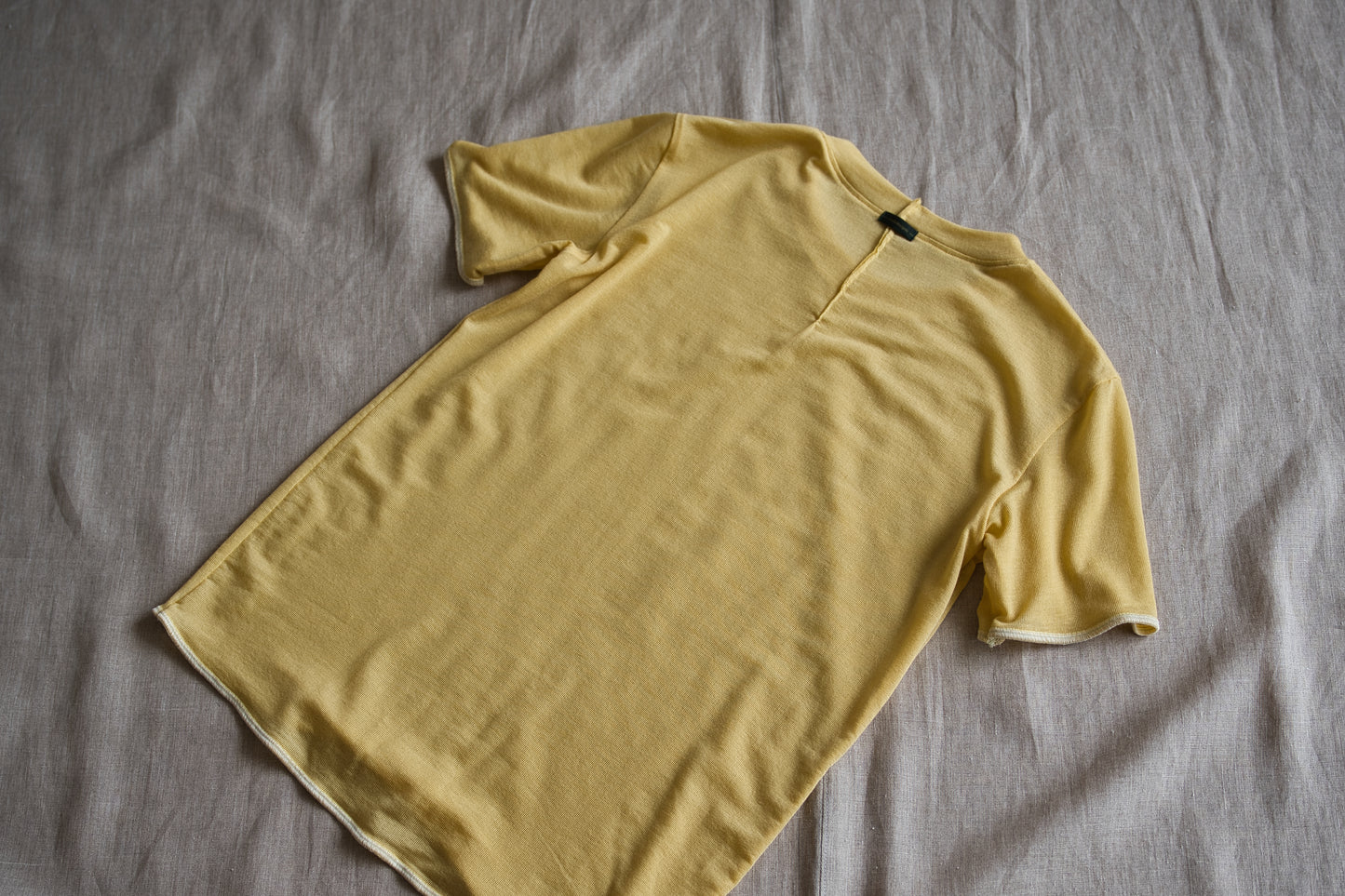 カシミアシルク テンセルTシャツ / Cashmere Silk Tencel T-shirt / Gold Yellow