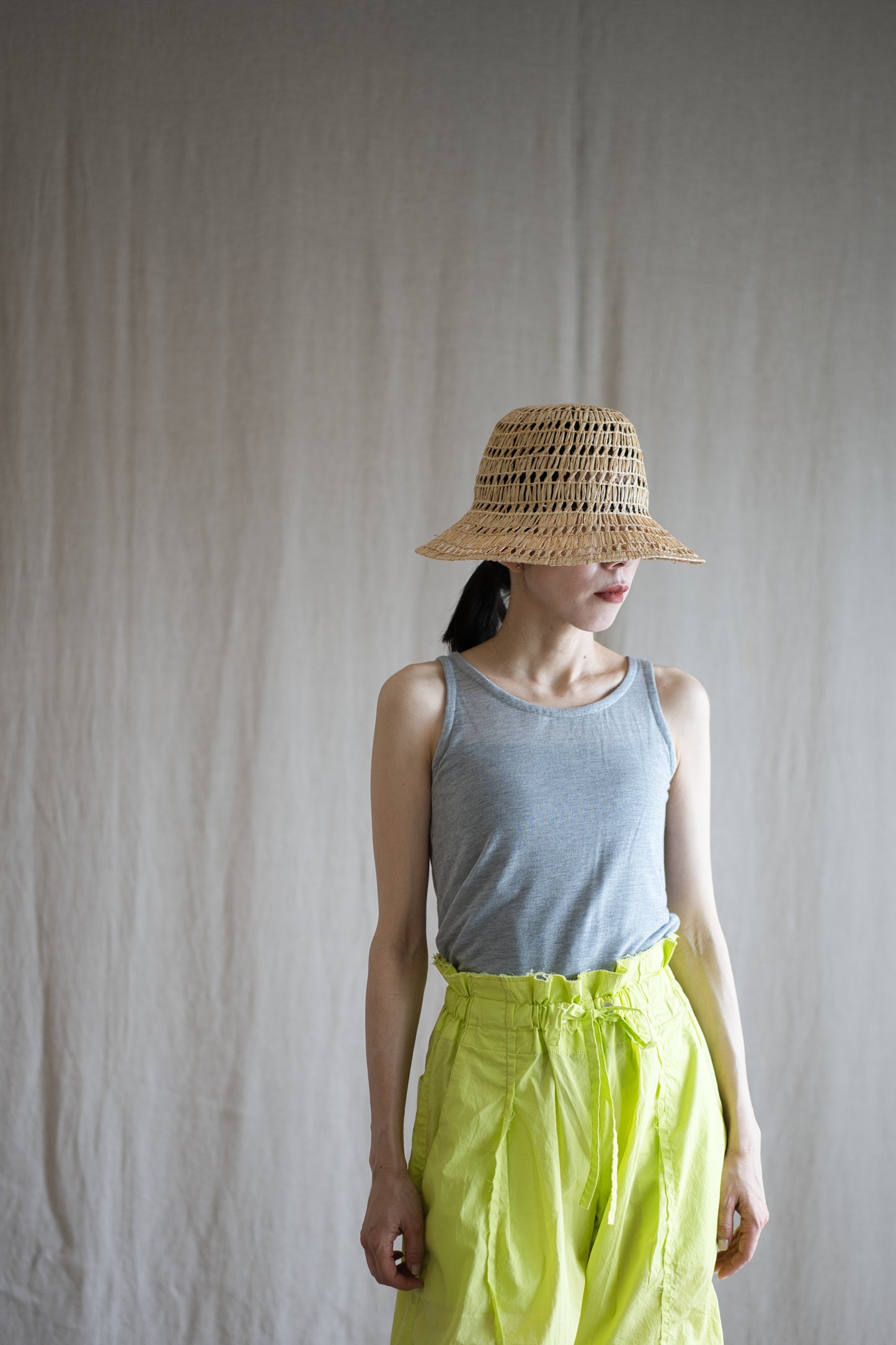 カシミアシルク テンセルタンクトップ / Cashmere Silk Tencel Tank-Top / Light Gray