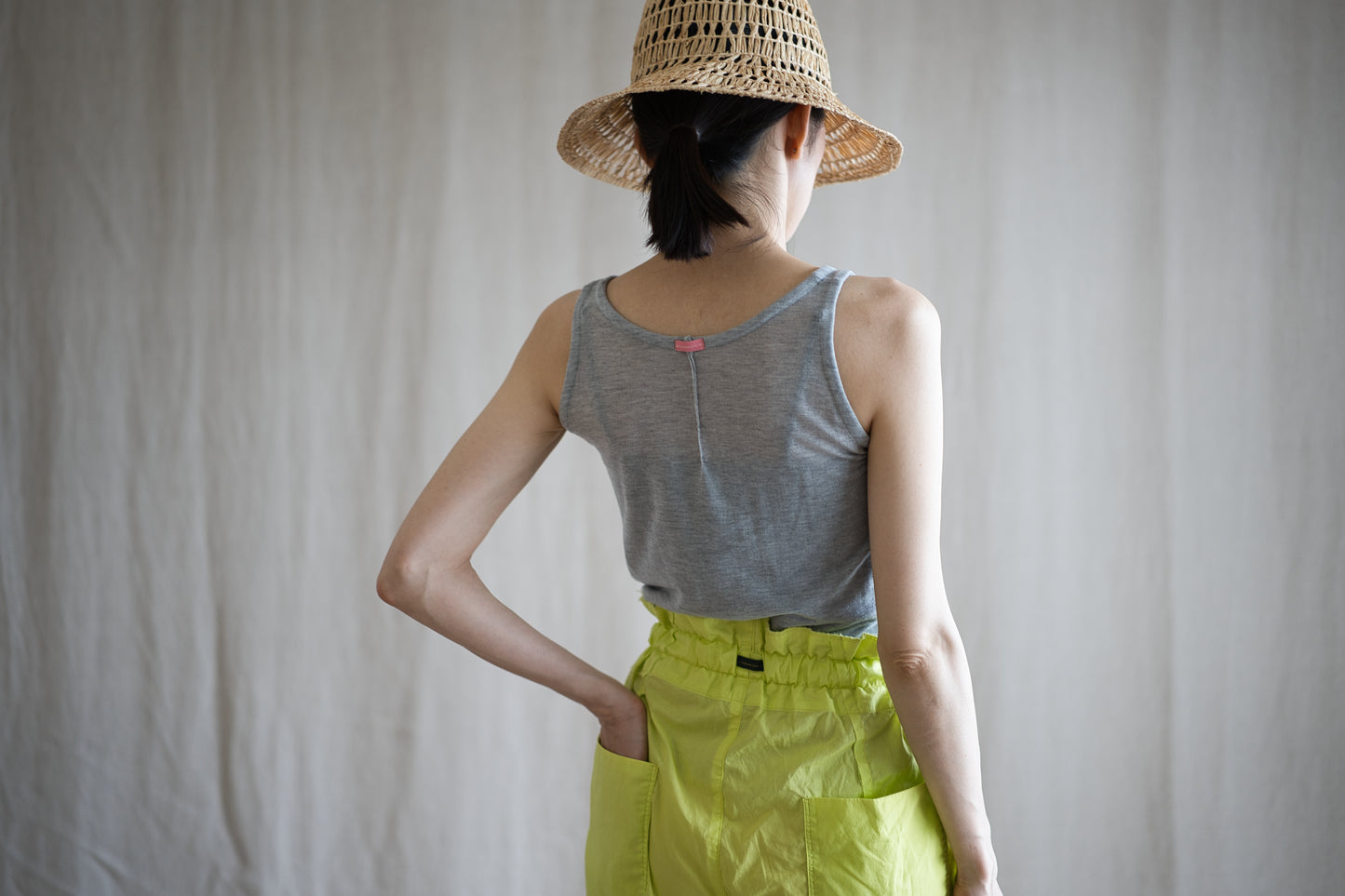 カシミアシルク テンセルタンクトップ / Cashmere Silk Tencel Tank-Top / Light Gray