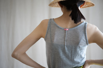 カシミアシルク テンセルタンクトップ / Cashmere Silk Tencel Tank-Top / Light Gray