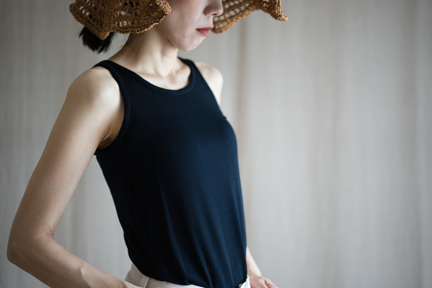 カシミアシルク テンセルタンクトップ / Cashmere Silk Tencel Tank-Top / Midnight Navy