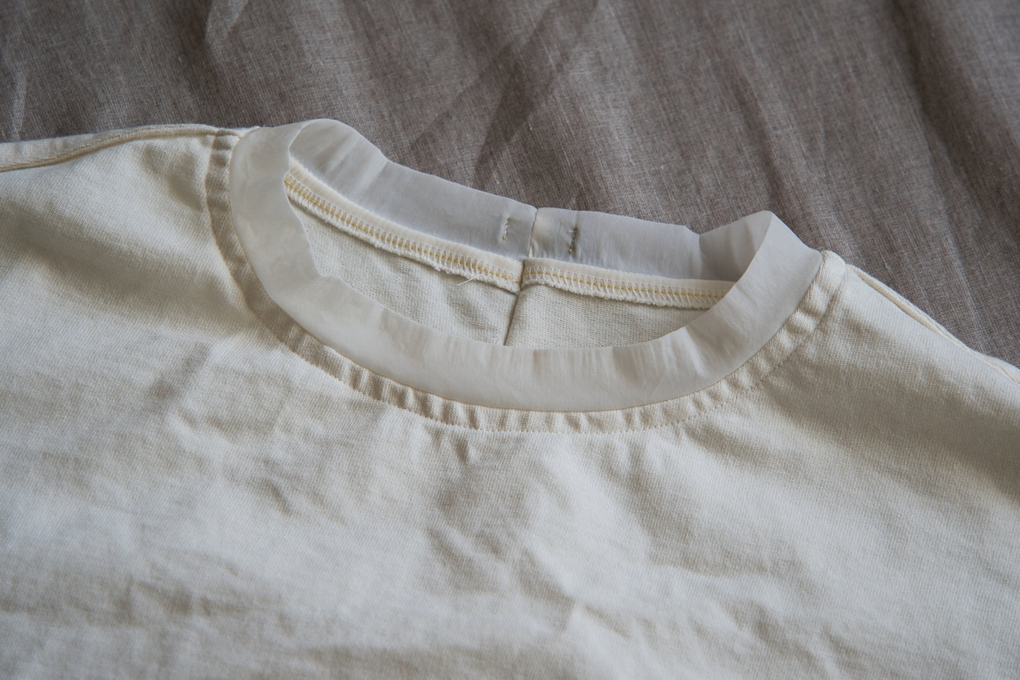 ハードリンガーカットソー/Tight tension ringer cut and sewn/Chalk white/white