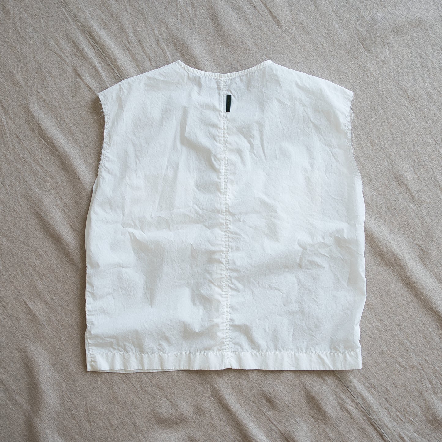 100番手タイプライターノースリーブ/Superfine cotton Sleeveless Top/Off-white