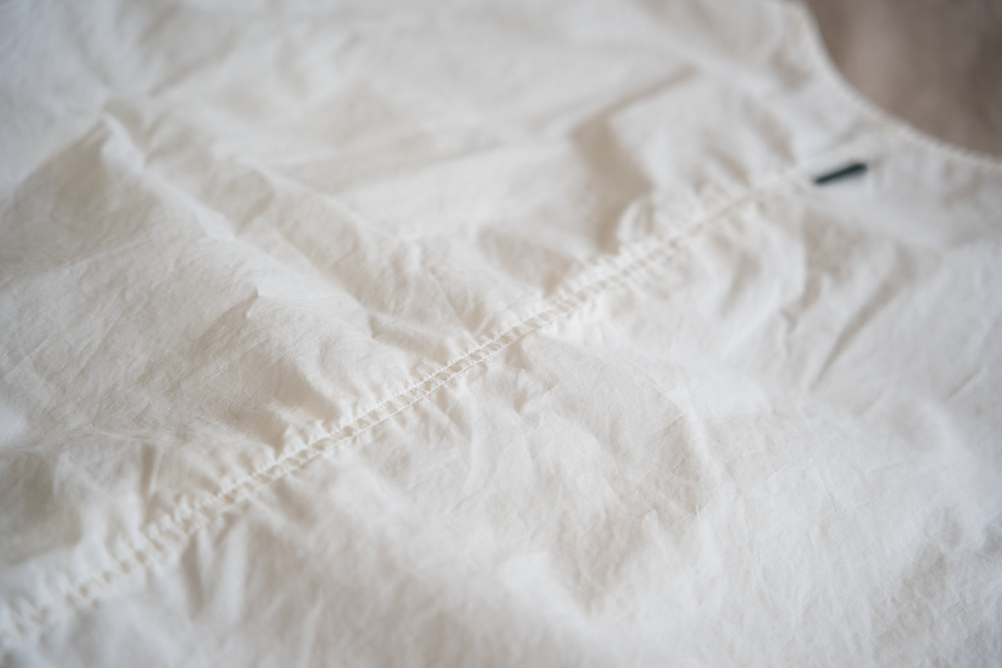 100番手タイプライターノースリーブ/Superfine cotton Sleeveless Top/Off-white