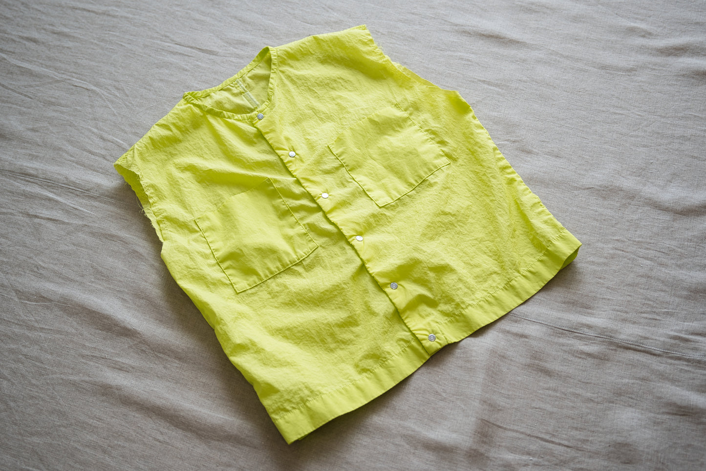 100番手タイプライターノースリーブ/Superfine cotton Sleeveless Top/Lime Green