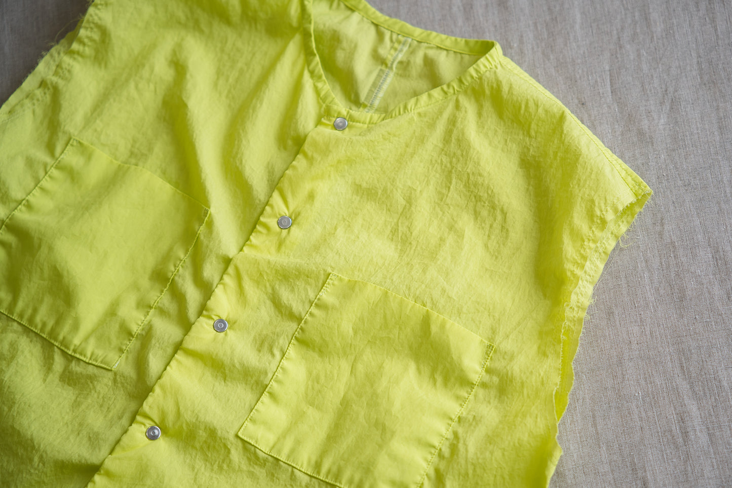 100番手タイプライターノースリーブ/Superfine cotton Sleeveless Top/Lime Green