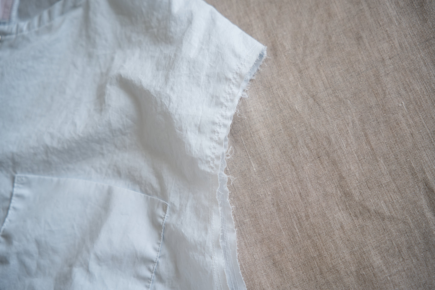 100番手タイプライターノースリーブ/Superfine cotton Sleeveless Top/Pale Light Blue