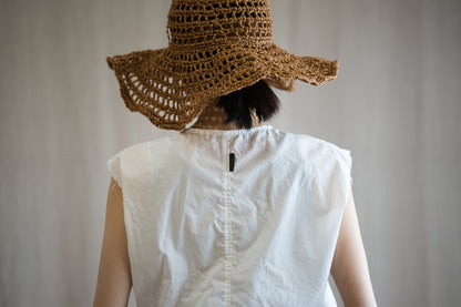 100番手タイプライターノースリーブ/Superfine cotton Sleeveless Top/Off-white