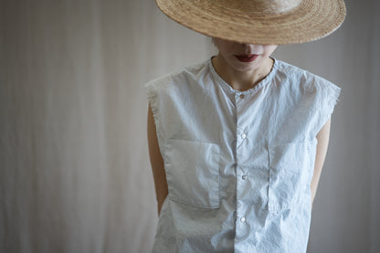 100番手タイプライターノースリーブ/Superfine cotton Sleeveless Top/Pale Light Blue