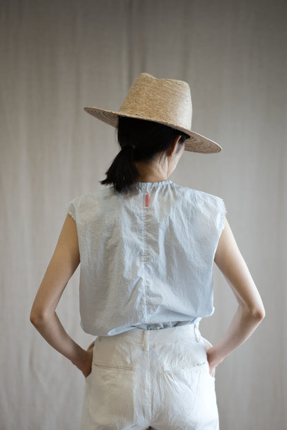 100番手タイプライターノースリーブ/Superfine cotton Sleeveless Top/Pale Light Blue