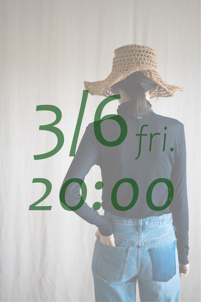 Sheer Rib High-Necked Long-Sleeved T/Navy